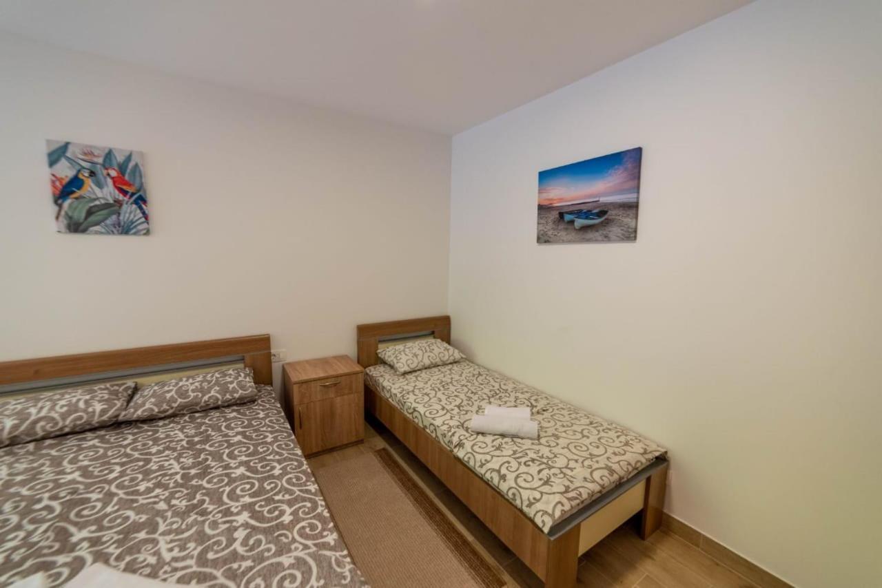Sljivo Apartmani Херцег-Нови Экстерьер фото