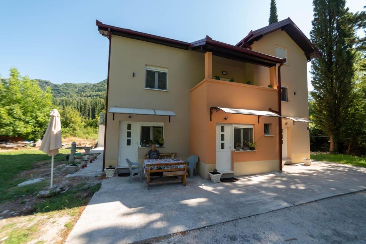 Sljivo Apartmani Херцег-Нови Экстерьер фото