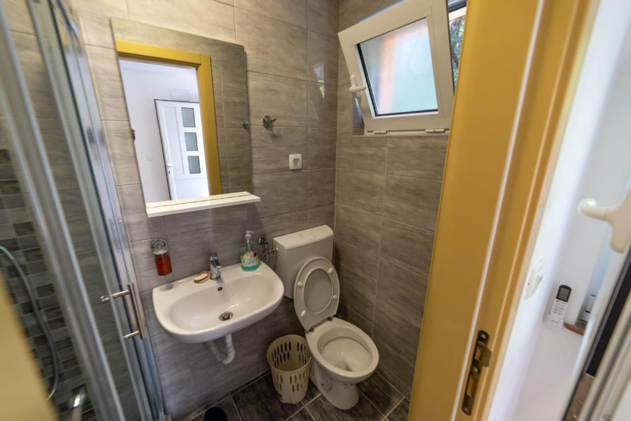 Sljivo Apartmani Херцег-Нови Экстерьер фото
